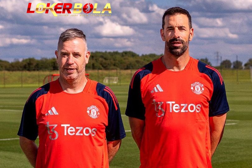 Lakukan Penyegaran di Tim Pelatih, Manchester United Resmi Rekrut Kembali Ruud van Nistelrooy